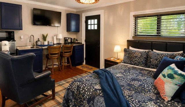 Civil Rights Trail Suite - Near Historic Sites