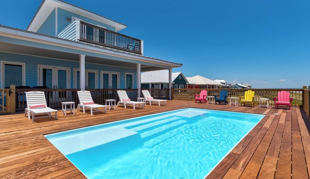 Coastal Charm | Nightly stays starting 9/13!