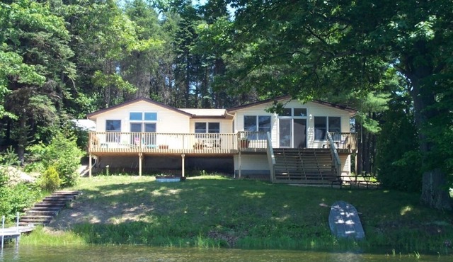 Come and enjoy Bootsie's Place for a wonderful and relaxing get away!