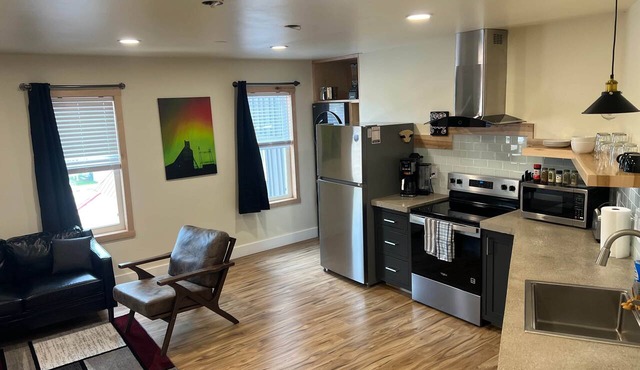 Comfort and warmth, convenience to Campus at Pike Bay Apartment