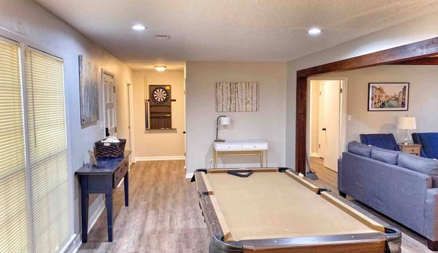 Corporate & Family Stay | Pool Table | Fire Pit | Pets OK