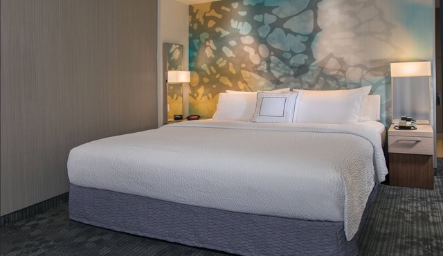 Courtyard by Marriott Lansing in Lansing