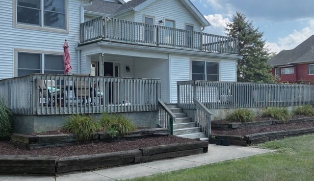 Cozy 3BR/3BA Second-Floor Condo Fast WiFi Walk to Boulevard
