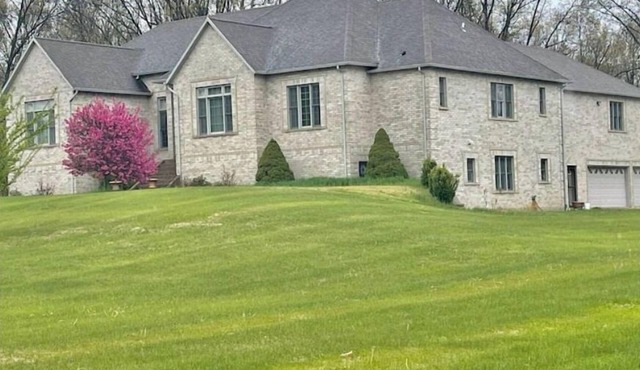 Cozy Countryside Getaway