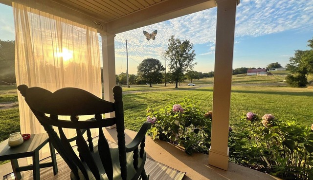 Cozy family home in Nashville's hidden gem neighborhood