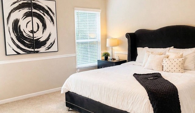 Cozy Modern 3BR Near ATL Airport and Downtown and Marta