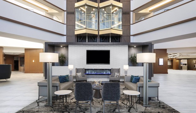 Crowne Plaza Lansing by IHG
