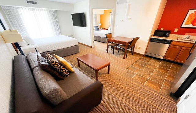 Deluxe Suite with Pool Access | 1 King Bed | Near Vulcan Park Museum