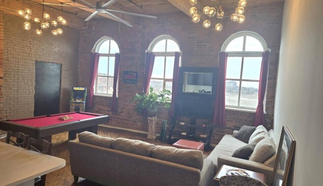 Detroit Riverview Loft