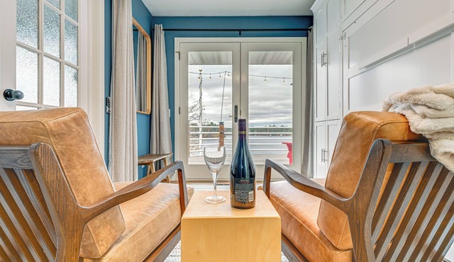 Dock, Deck & View: Lakefront Chippewa Falls Studio in Chippewa Falls