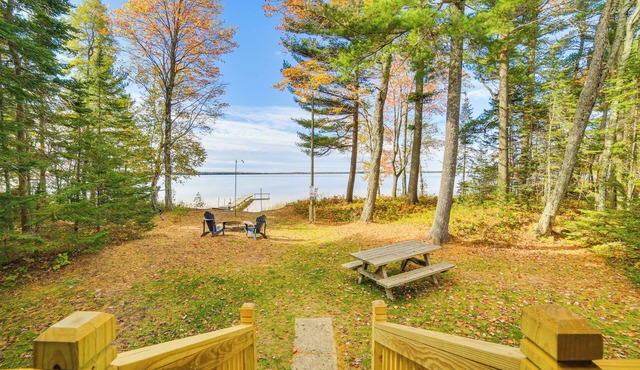 Dock & Fire Pit: Lakefront Cottage in Gould City!