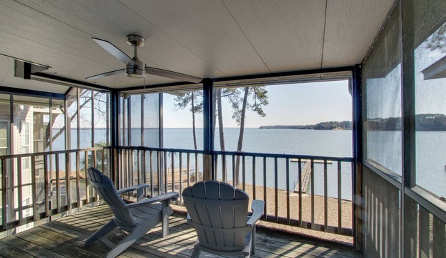 Dock & Ramp Access: Water-View Gem on Lake Eufaula