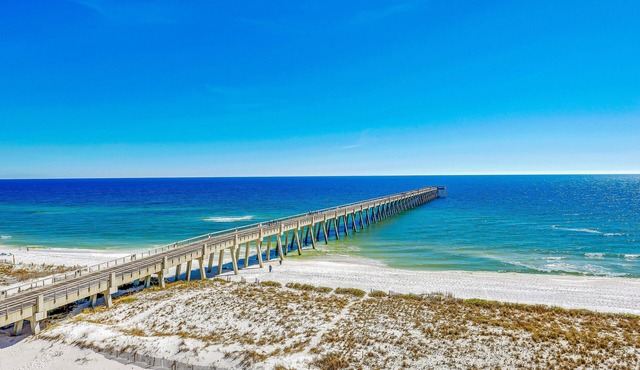 Downtown, dog-friendly Pensacola home with central AC and private washer/dryer