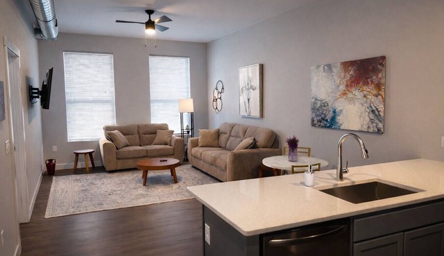 Downtown Eau Claire 1BR on S Barstow in Eau Claire