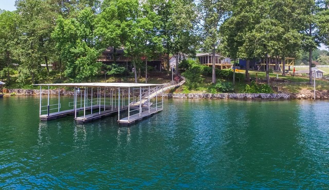 Duskin Point Retreat - near Duskin Point Marina