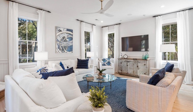 Elegant Getaway with Guest House and LSV