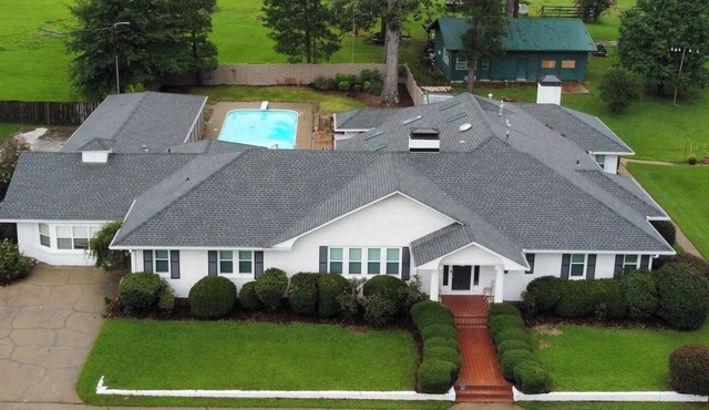 Enchanted Forest | 6BR Family & Group Retreat