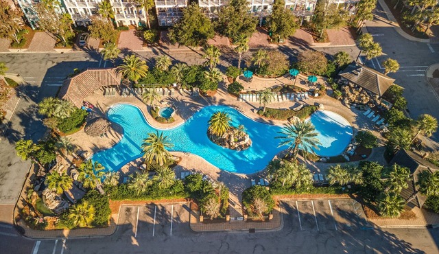 Family Beach Home, Pool and Golf Cart Access