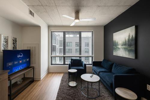 Five Points South Spacious 2BR with 2 Queens D5