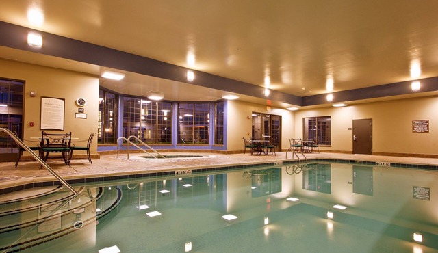 Free Buffet Breakfast, Pool, Hot Tub, Business Center +Gym