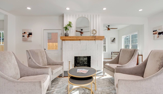 Fully Updated! 3,000-Sq-Ft Home Near Mercedes-Benz