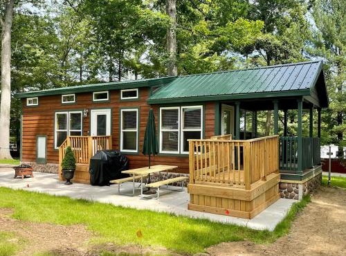 Glacier Chalet Cottage