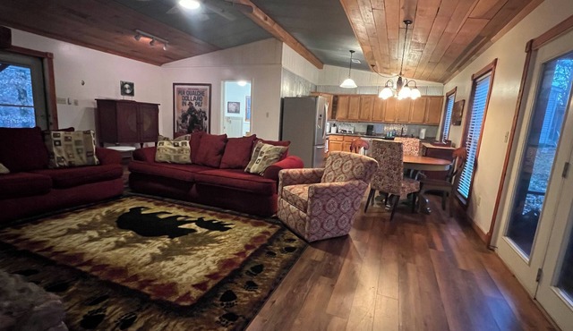 Gorgeous 2-bedroom cabin located in rural NE Arknasas perfect for getaways.
