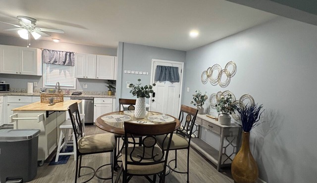 Gorgeous 3-bedroom bungalow with AC in vibrant Atlanta