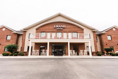 Grand Hotel in Spring City