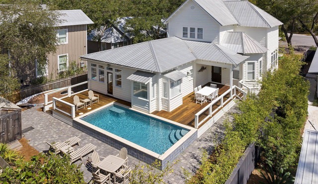 Grayton Magnolia - Grayton Beach, Heated Private Pool, Walk to Beach + Red Bar!