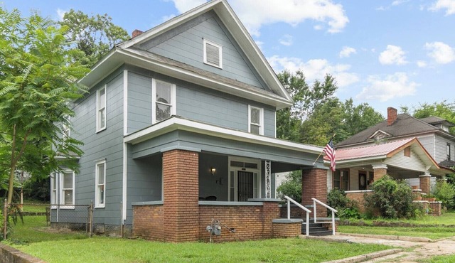 Highland Cottage | Group Stay/Patio/Backyard+Grill