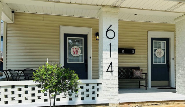 Hilltopper Haven - Charming 1-bedroom duplex in downtown Bowling Green