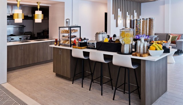 Hilton Garden Inn Birmingham/Lakeshore Drive
