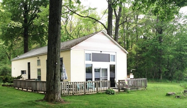 Historic Ice House Cottage