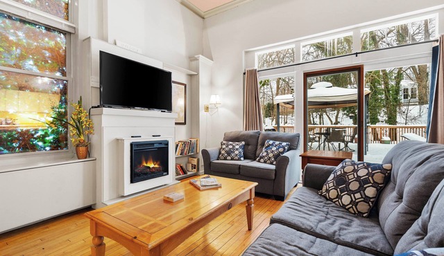 Historic Saugatuck Loft | Prime Location