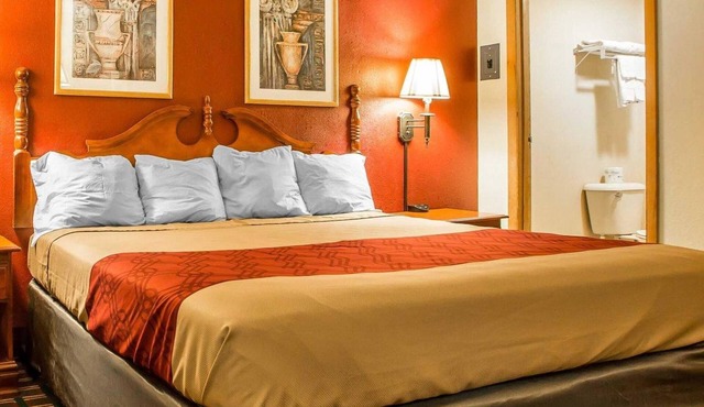 Howard Johnson by Wyndham Montpelier