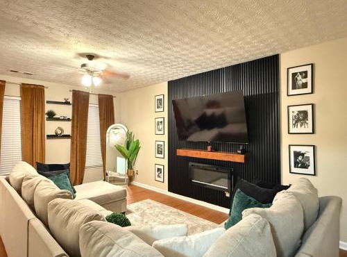 ICON House DavDeme Luxury Stays Designer Retreat