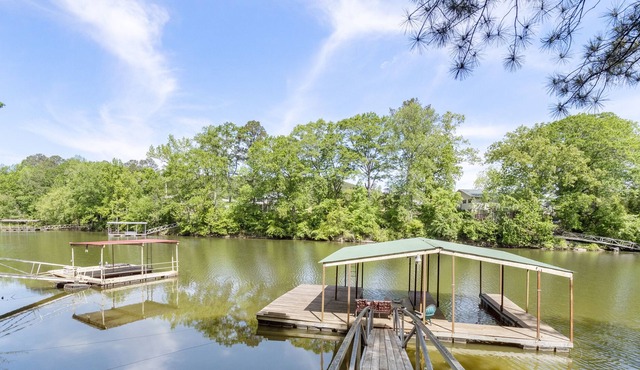 "JAX JOINT" - Walk to Arrowhead restaurant, Boat launch at Arrowhead