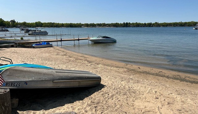 Lake/beach front property with kayaks, pedal boat, & row boat, near Tawas Bay