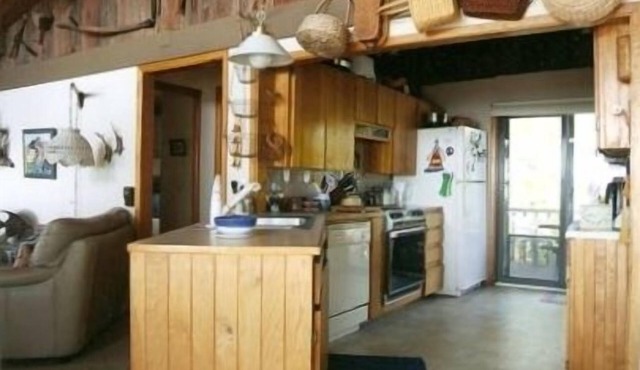 Lake Michigan Beachfront Cottage