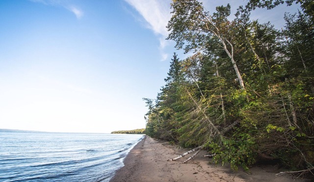 Lake Superior Lakefront Cabin w/Beach, Sauna & Stunning Views