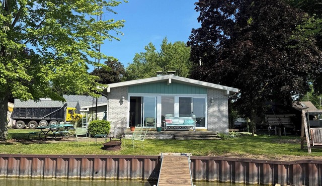Lake House at Manitou Beach
