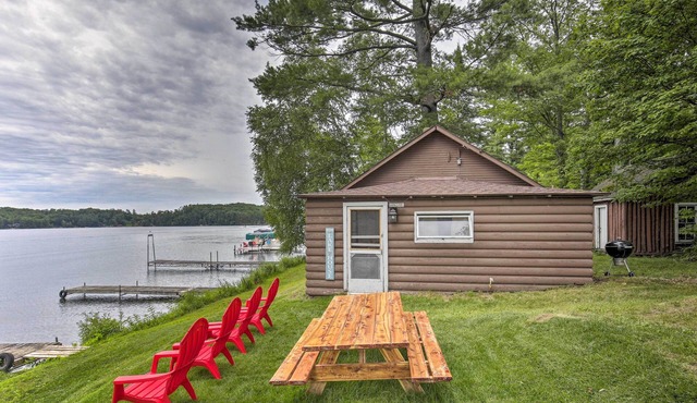 Lakefront Minocqua Cabin w/Dock & Fire Pit!