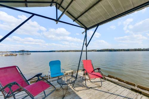 Lakefront w/Dock, Detached Studio, Fire Pit!