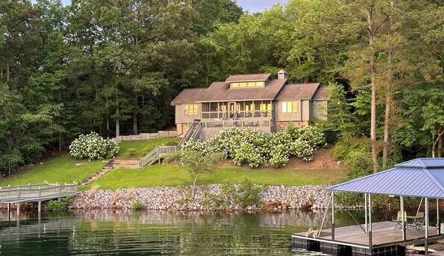 Lakeside Luxury: Experience Tranquility in Our Remodeled Lake House Rental