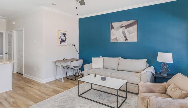 Landing | Spectacular 1BD, Gym, Clubhouse