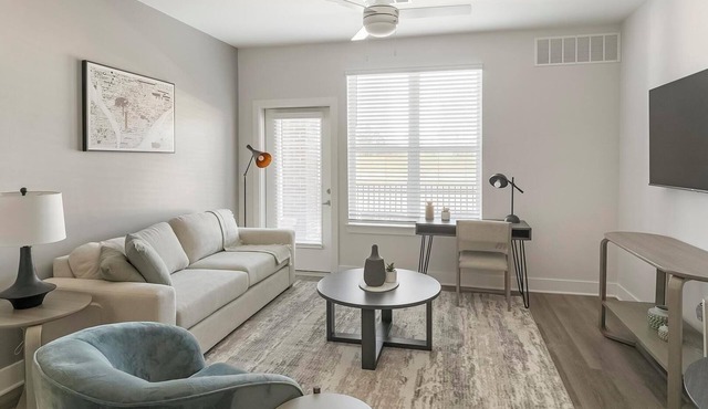 Landing | Stylish 2BD, Gym, Yoga Studio