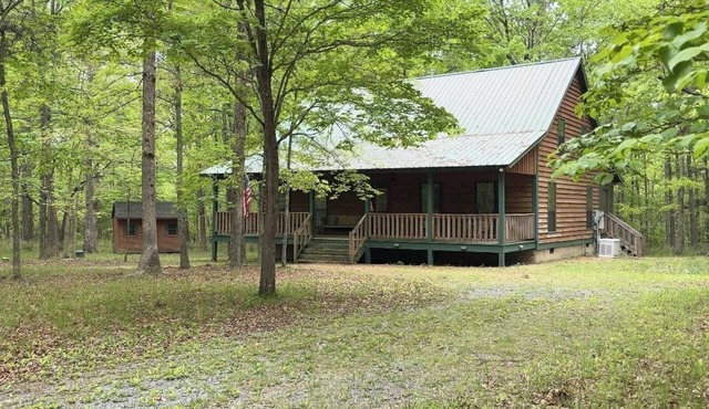 Linger Longer Cabin - Midterm Rental in Mentone | Fast WiFi | Porches | 3+ Acres