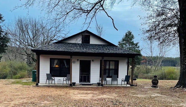 Little House in The Valley Senior & Military Discount & EMS