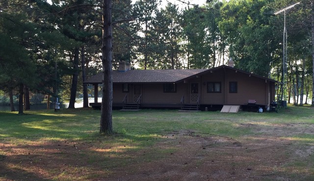 Log Cabin on Phillips Chain of Lakes in Phillips